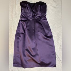 👰🏼♀️Alfred Angelo eggplant strapless satin dress size 7